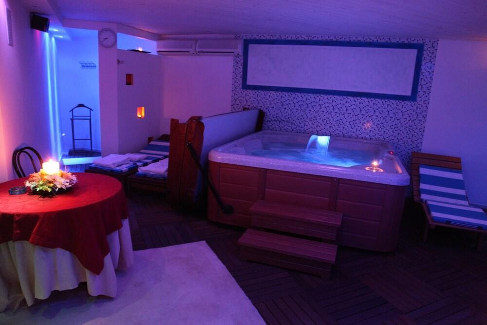 Sirena Boutique Hotel Габичче-Маре Экстерьер фото